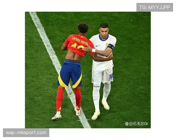 姆巴佩缺席球队合练,巴黎官方称其为“预防性休息” 姆巴佩缺席球队合练,巴黎官方称其为“预防性休息”